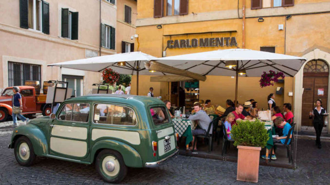 ローマの下町で格安の超人気レストラン カルロメンタを紹介します アーモイタリア旅行ガイド