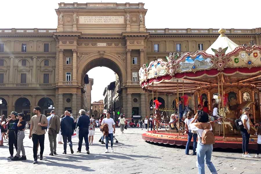 フィレンツェ共和国広場